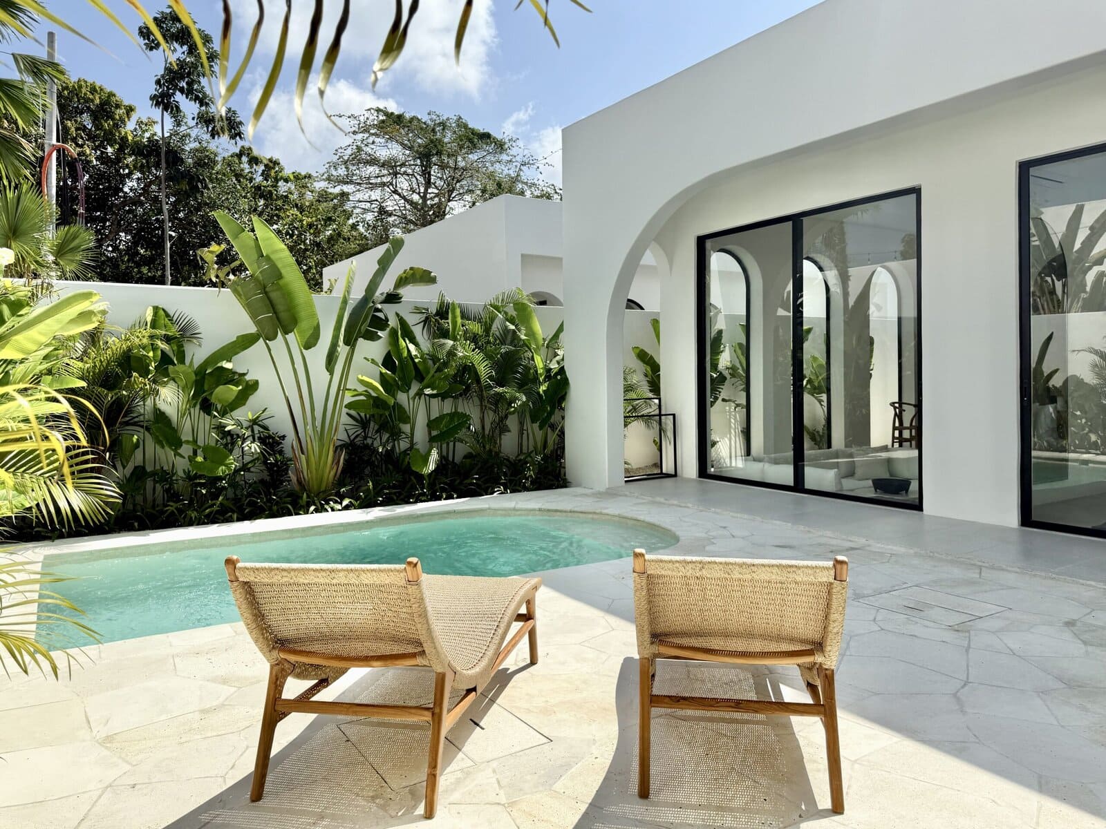 Modern tropical-designed villa with pool, ideal for a relaxing Uluwatu getaway.