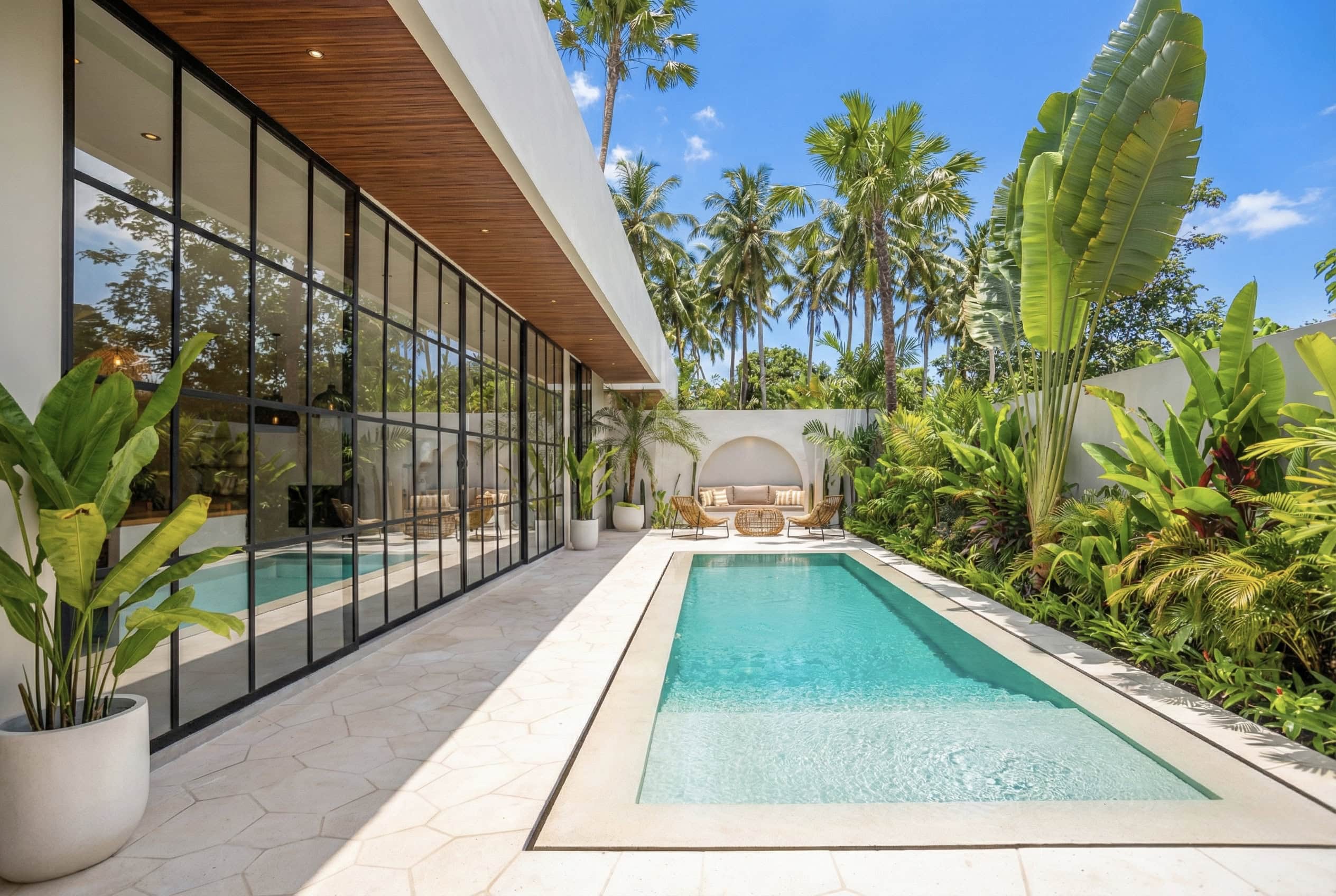 The Young Villas: Luxury tropical-modern rentals in Uluwatu, Seseh, and Canggu, Bali.